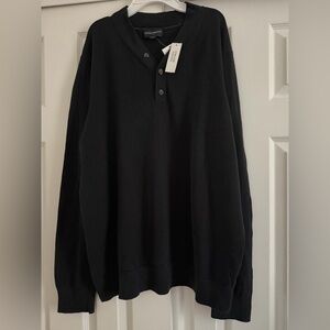 Banana Republic Men's Black V-Neck Sweater